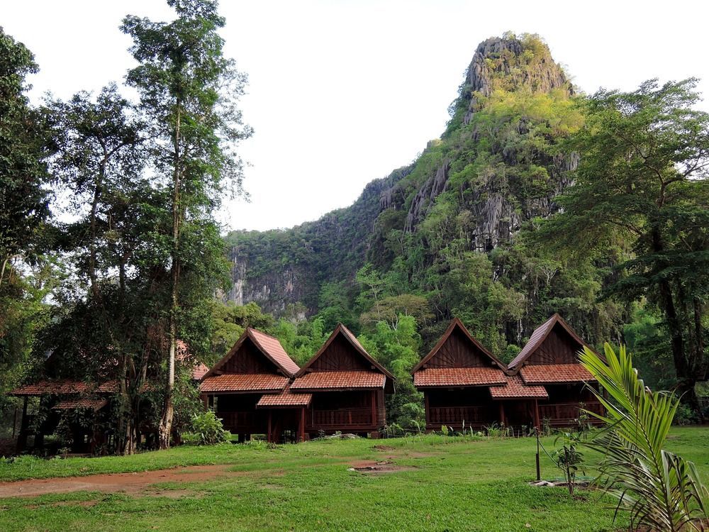 Springriver Resort Ban O Bagian luar foto