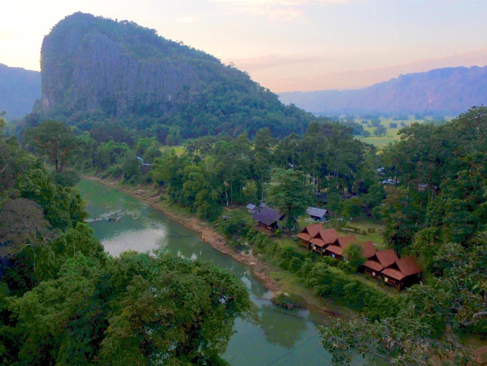 Springriver Resort Ban O Bagian luar foto